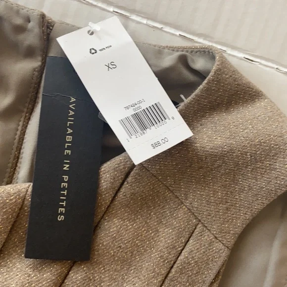 NWT BANANA REPUBLIC Adorable Sleeveless Sparkly Dressy Top Size XS Lined - Picture 4 of 8